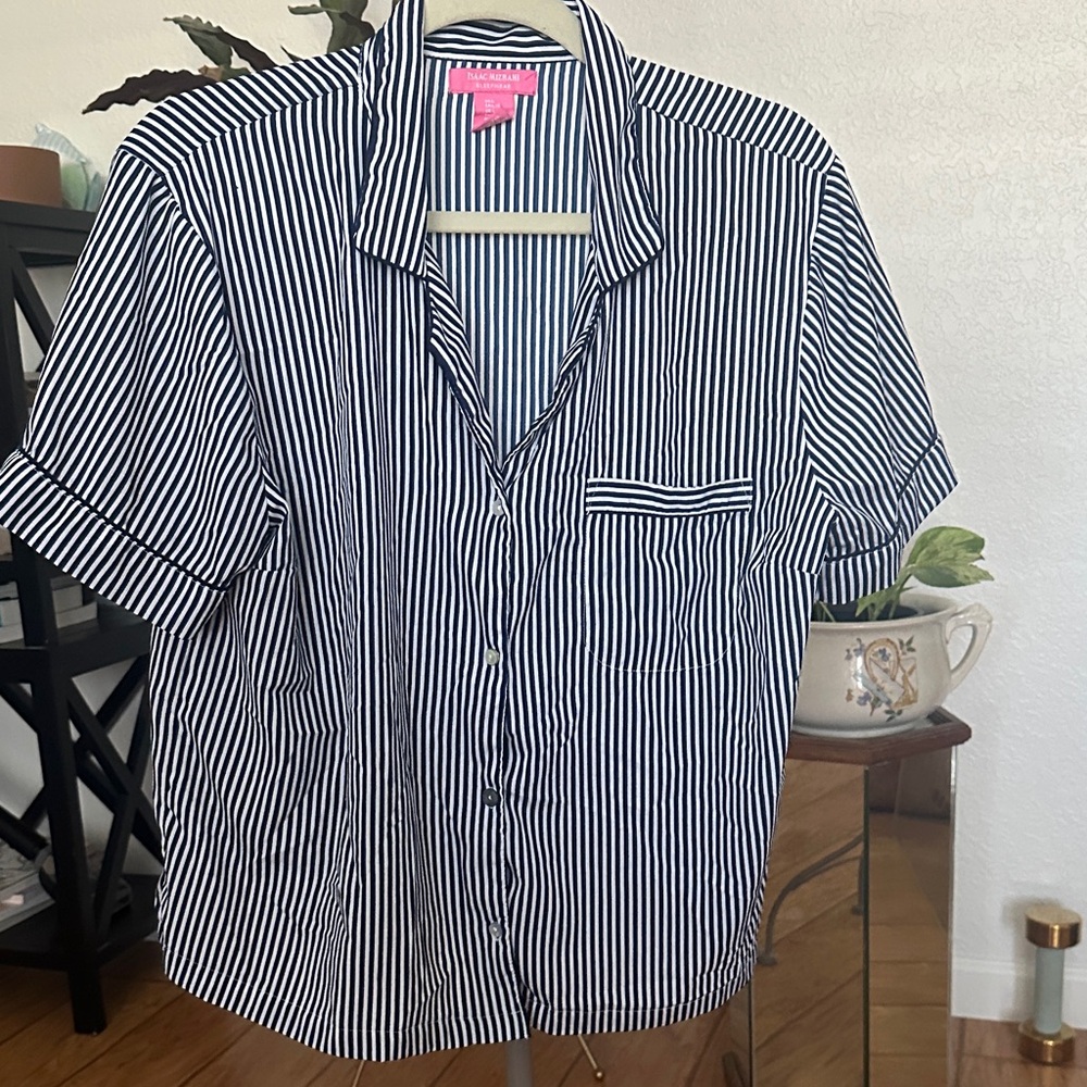 Isaac Mizrahi Women's Sleepwear Blue and White Striped Button Down Shirt